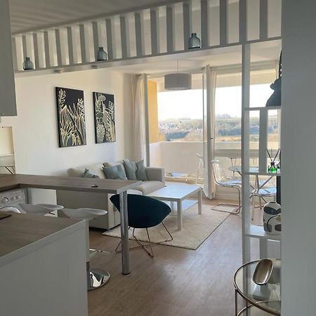 Appartement Neuf Style Architecte Au Calme Compiègne Exteriör bild